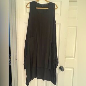 Comfy brand from California. Soft and easy to wear dress